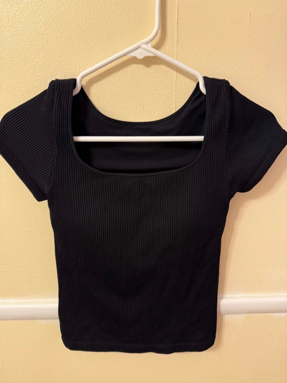 Uniqlo Black Ribbed Square Neck Crop Top